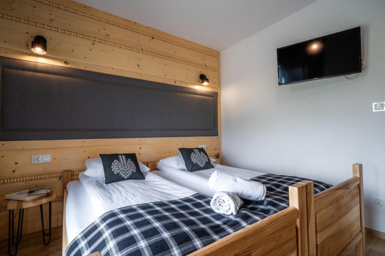 Aparthotel Rabian-Ski Zewnetrzny Basen Oraz Jacuzzi Z Podgrzewana Woda Sala Zabaw I Dmuchaniec 비아우카 타트르잔스카 외부 사진