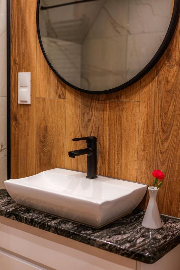 Aparthotel Rabian-Ski Zewnetrzny Basen Oraz Jacuzzi Z Podgrzewana Woda Sala Zabaw I Dmuchaniec 비아우카 타트르잔스카 외부 사진